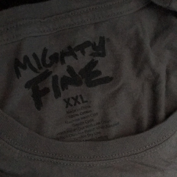 Cute Top - Picture 2 of 2